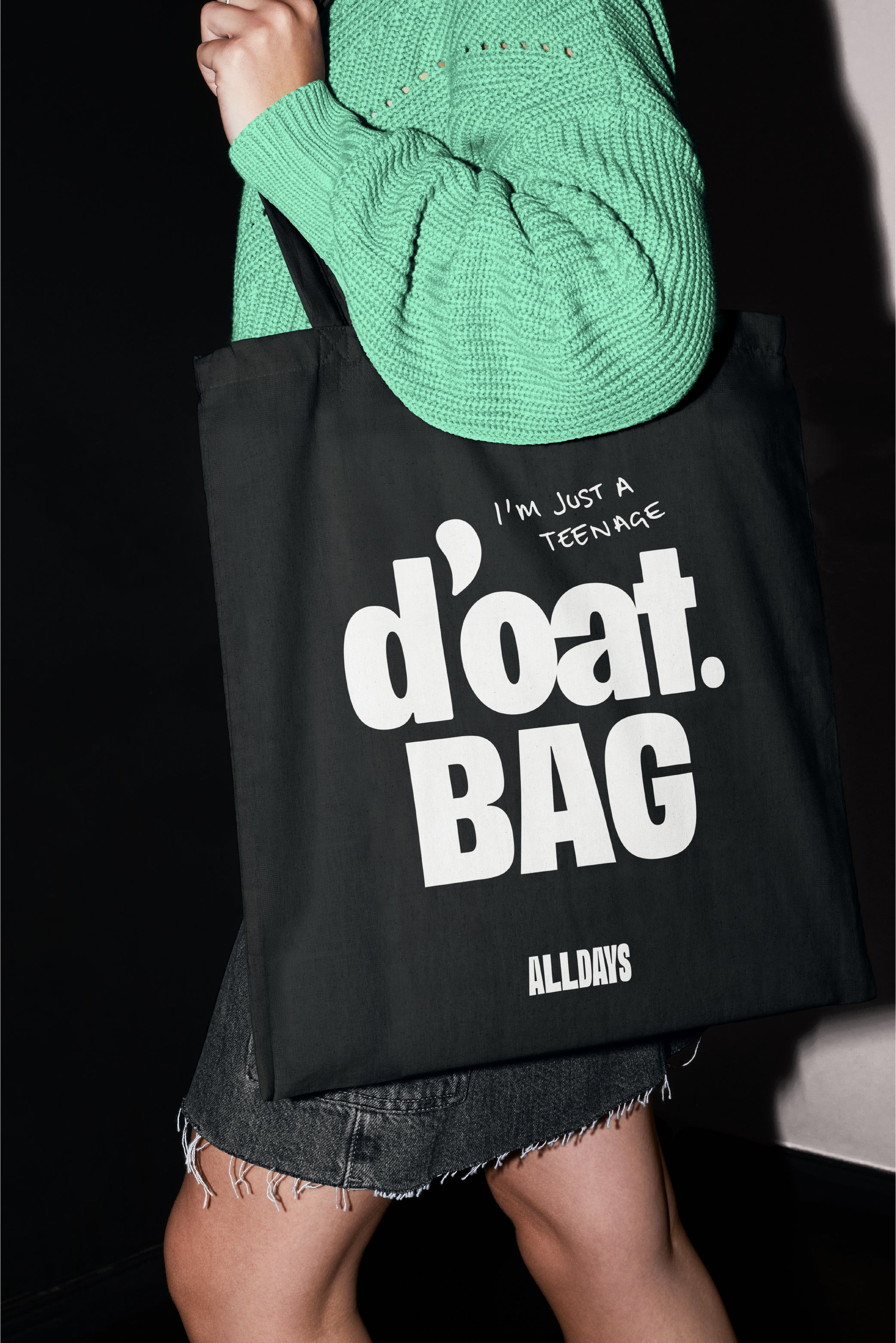 ALLDAYS d'oat. Tote bag in black 'I'm just a teenage d'oat bag'